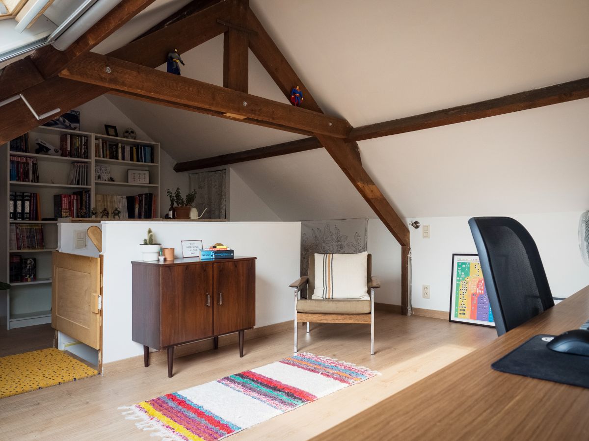 Bodeco se charge d'isoler thermiquement vos combles (plancher, rampants et ravals) Bodeco se charge d'isoler thermiquement vos combles (plancher, rampants et ravals)